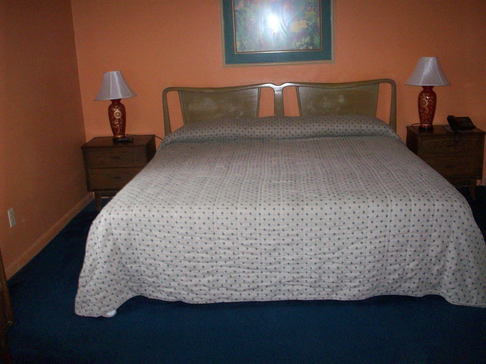 אדג'ווטר All-Suite Motel מראה חיצוני תמונה